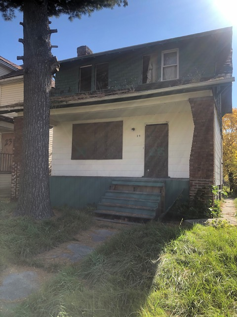 25 Portage photo
