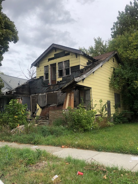 377 Cortland photo