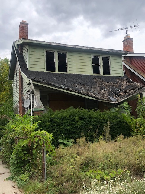 386 Cortland photo