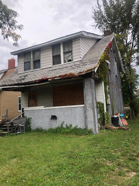 220 Waverly photo