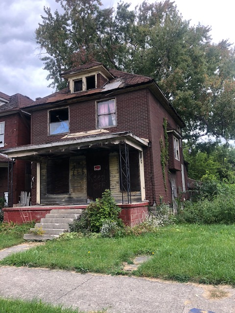 166 Avalon photo